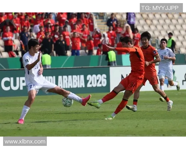 拜合拉木在U23亚洲杯中精彩远射助力球队晋级展现出色实力 拜合拉木在U23亚洲杯中精彩远射助力球队晋级展现出色实力