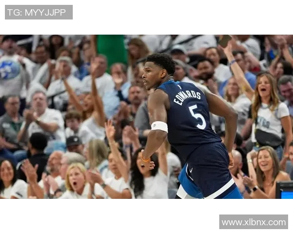 爱德华兹引领森林狼崛起未来之星的成长与挑战分析