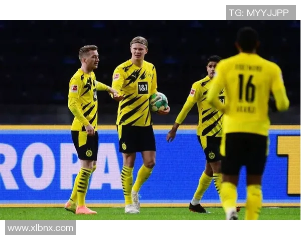 多特蒙德客场大胜柏林赫塔，德甲赛场再添一场胜利