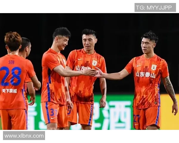 广州恒大对阵山东鲁能，双雄对决中超争霸，谁才是最终的胜利者？