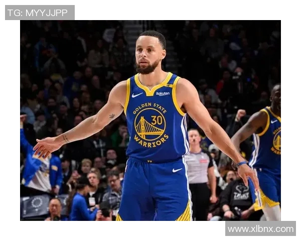 勇士球星库里复出,携手队友力挽狂澜 勇士球星库里复出,携手队友力挽狂澜