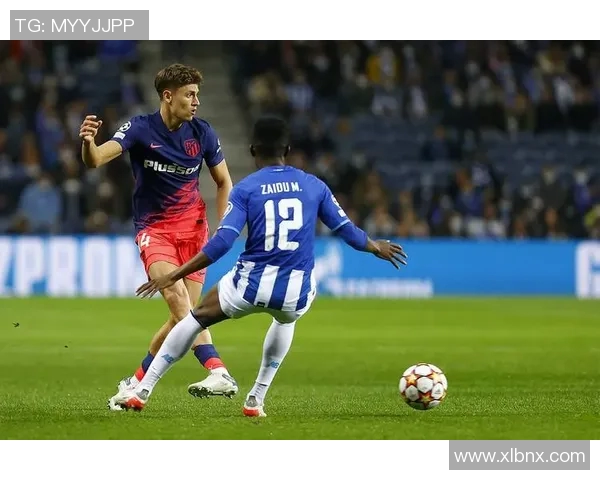 塞维利亚宣布与名帅蒙奇签约三年,冲击下赛季欧冠资格 塞维利亚宣布与名帅蒙奇签约三年,冲击下赛季欧冠资格